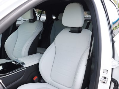 2026 Mercedes-BENZ GLC — миниатюра 39