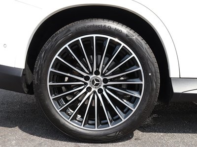 2026 Mercedes-BENZ GLC — миниатюра 13