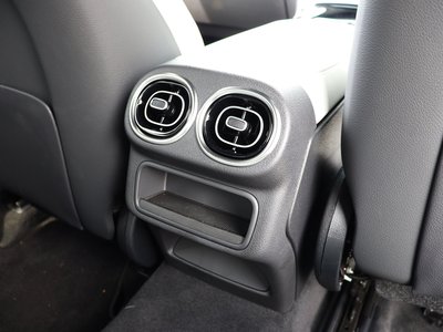 2026 Mercedes-BENZ GLC — миниатюра 42
