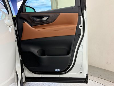 صورة مصغرة 62 لـ 2024 Toyota VELLFIRE