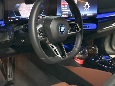 BMW I5 - 10