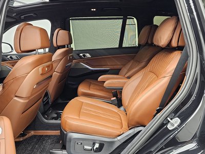 2024 BMW X7 缩略图 18