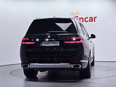 صورة 4 لـ 2024 BMW X7
