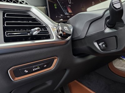2024 BMW X7 缩略图 28
