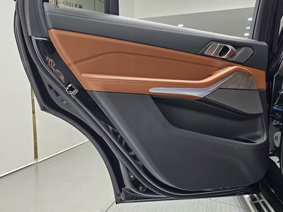 2024 BMW X7 缩略图 15