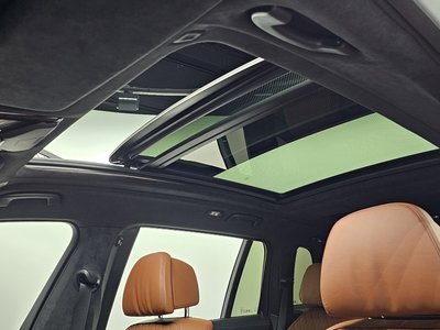 2024 BMW X7 缩略图 32
