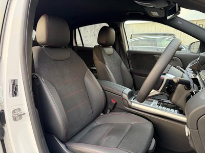 MERCEDES-BENZ EQA - 9