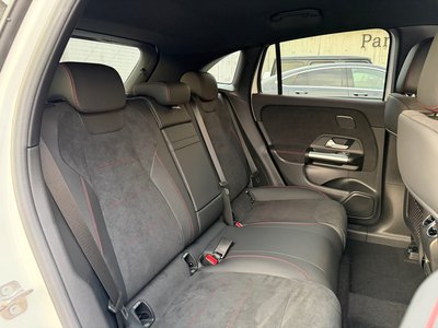 MERCEDES-BENZ EQA - 10