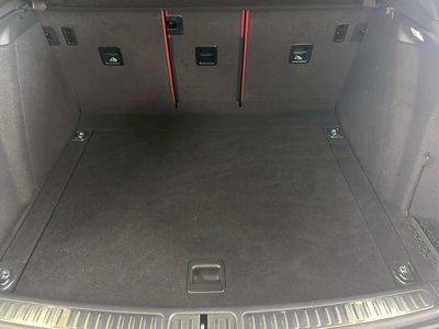 PORSCHE MACAN - 10