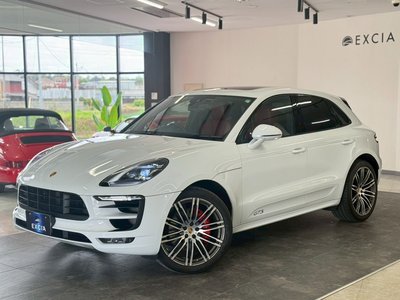 PORSCHE MACAN - 7