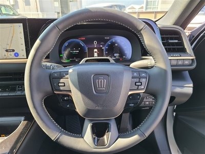 TOYOTA CROWN SPORT - 10