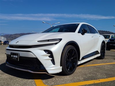 TOYOTA CROWN SPORT - 1