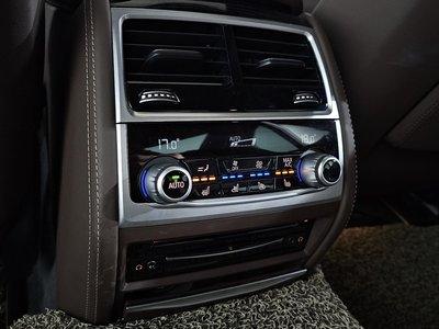 صورة مصغرة 20 لـ 2020 BMW 7 SERIES