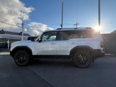 TOYOTA LAND CRUISER 250 - 7