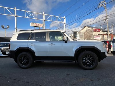 TOYOTA LAND CRUISER 250 - 4