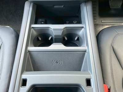 2025 LAND Rover DEFENDER — миниатюра 34