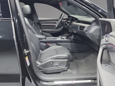 صورة مصغرة 16 لـ 2022 AUDI E-TRON
