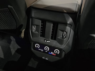 صورة مصغرة 29 لـ 2025 BMW X3