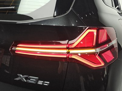 2025 BMW X3 照片 10