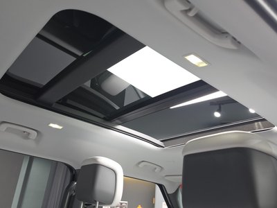 2025 LAND Rover DEFENDER 缩略图 24