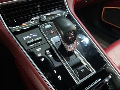 PORSCHE PANAMERA - 9