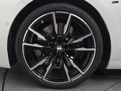 2025 BMW 8 SERIES 照片 6