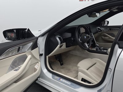 2025 BMW 8 SERIES 缩略图 13