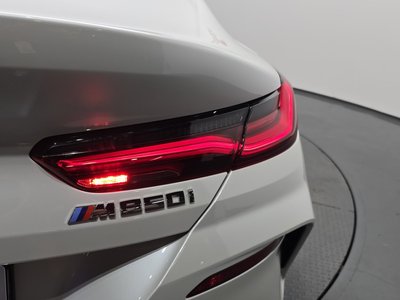 2025 BMW 8 SERIES 照片 10