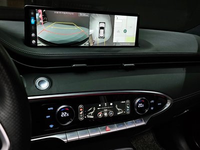 صورة مصغرة 15 لـ 2023 Genesis GV70