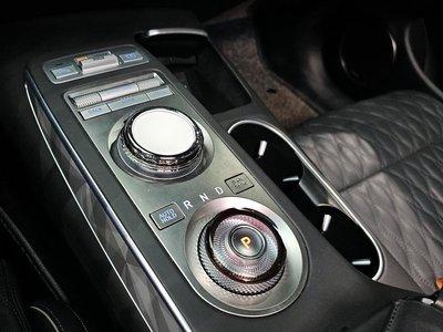 صورة مصغرة 9 لـ 2023 Genesis GV70