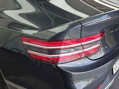 GENESIS G80 (RG3) - 10