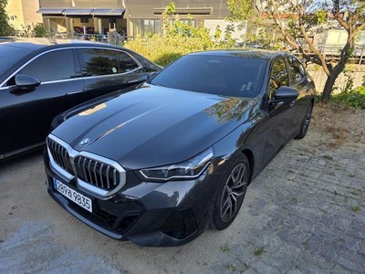 2026 BMW 5 SERIES — фото 5