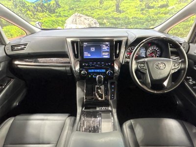 TOYOTA ALPHARD - 2