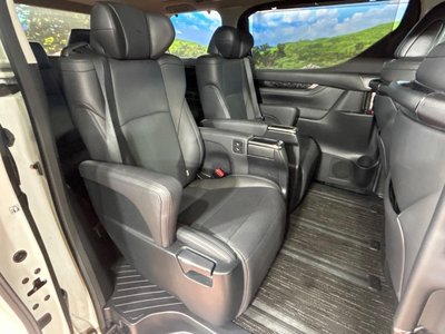 TOYOTA ALPHARD - 9