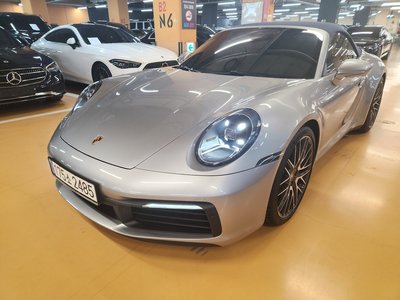 PORSCHE 911 - 4
