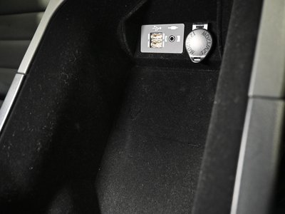 2020 Lexus IS — миниатюра 23
