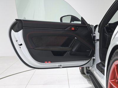 2024 Porsche 911 — миниатюра 32