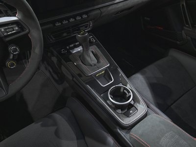 2024 Porsche 911 — миниатюра 13