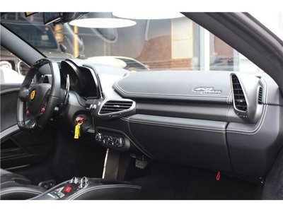 2013 FERRARI 458 ITALIA — миниатюра 26