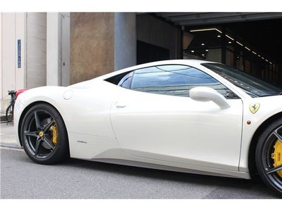 2013 FERRARI 458 ITALIA — миниатюра 14