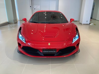 FERRARI F8 - 6