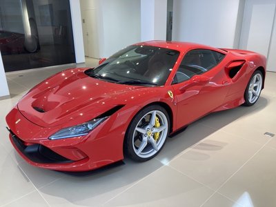 FERRARI F8 - 2