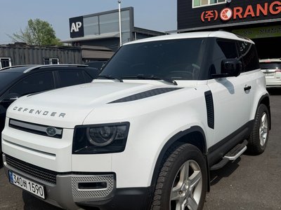 LAND ROVER DEFENDER - 5