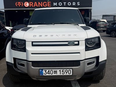 LAND ROVER DEFENDER - 1