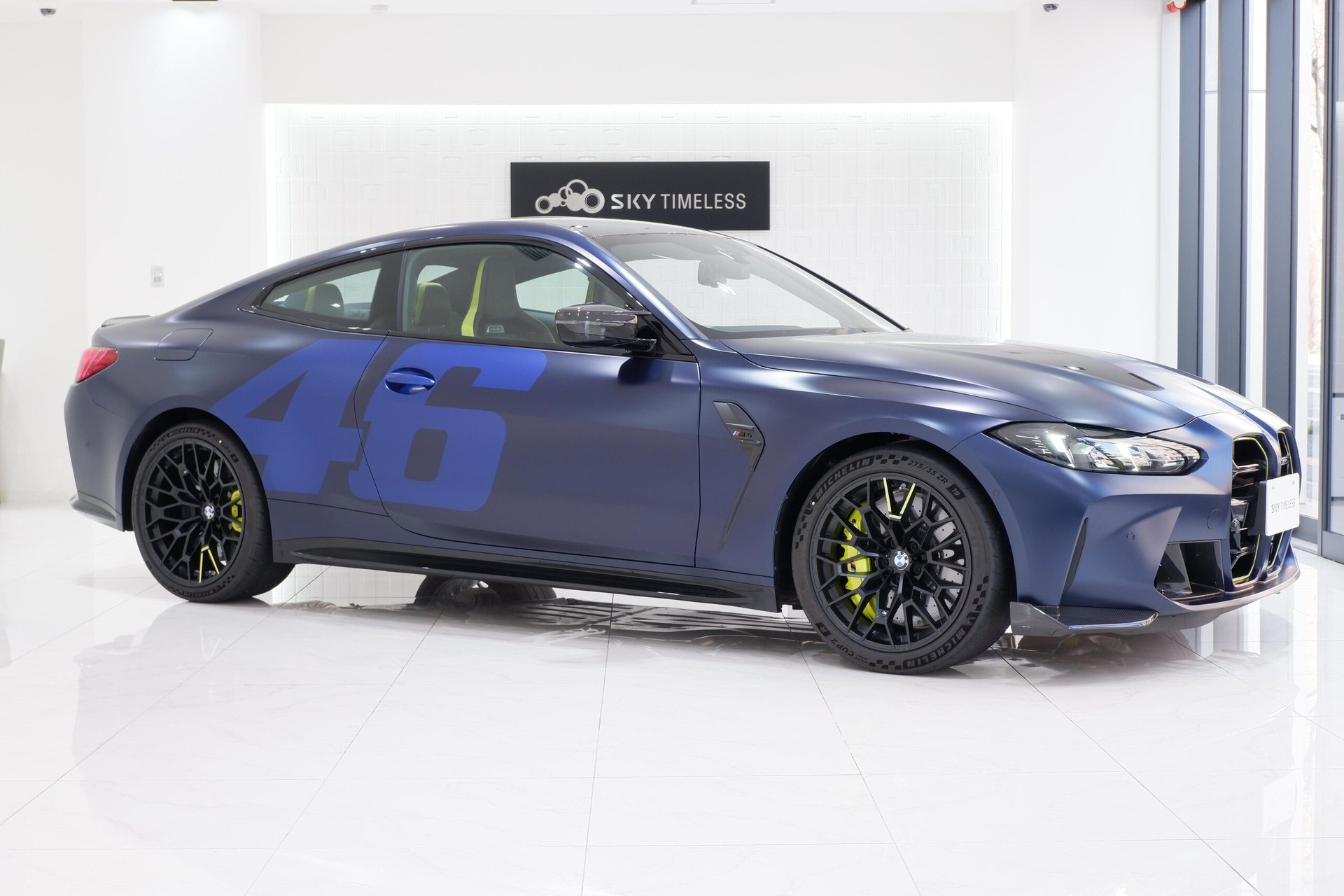 BMW M4 COUPE - View 1