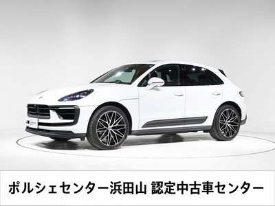 PORSCHE MACAN - 1