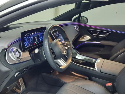 MERCEDES-BENZ EQS - 9