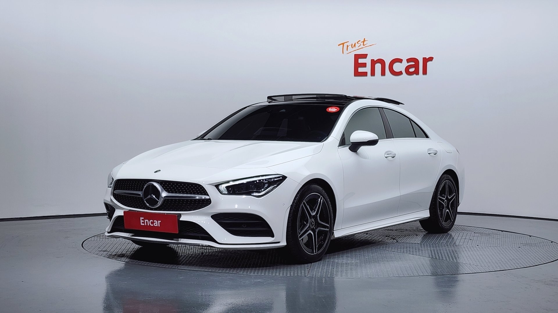 MERCEDES-BENZ CLA - View 1