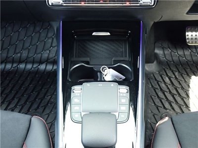 صورة مصغرة 34 لـ 2023 Mercedes-BENZ GLB
