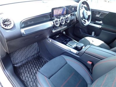 صورة مصغرة 12 لـ 2023 Mercedes-BENZ GLB